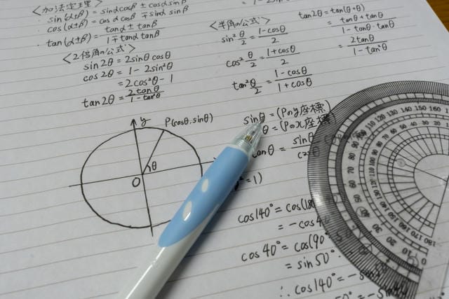 通信制大学活用法：自分のペースで学び続ける新しいスタイル